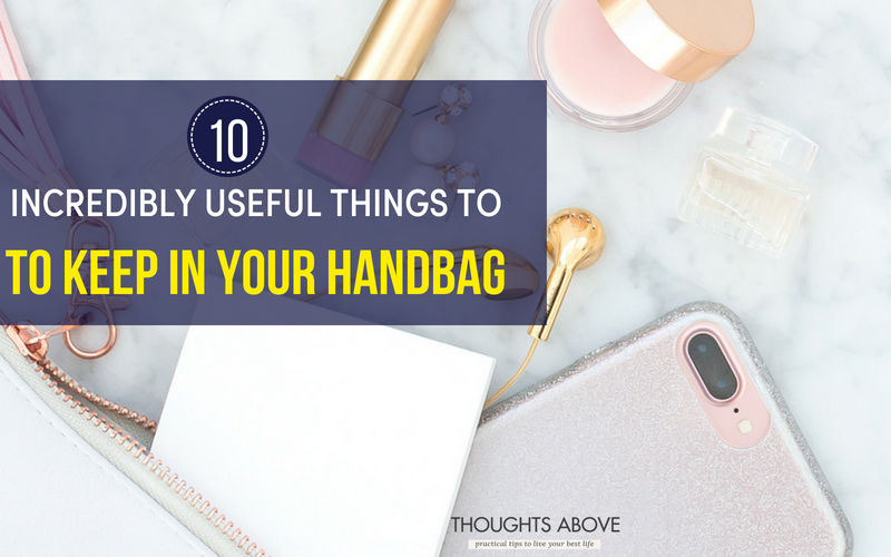 things to put in your handbag/handbag essential list/ purse essentials/ purse essentials everyday list ?/purse essentials handbags/ purse essentials checklist, ideas,/what's in my purse,#handbag #purse #beauty organization #organizationtips #organizing #organizingtips #lifehacks